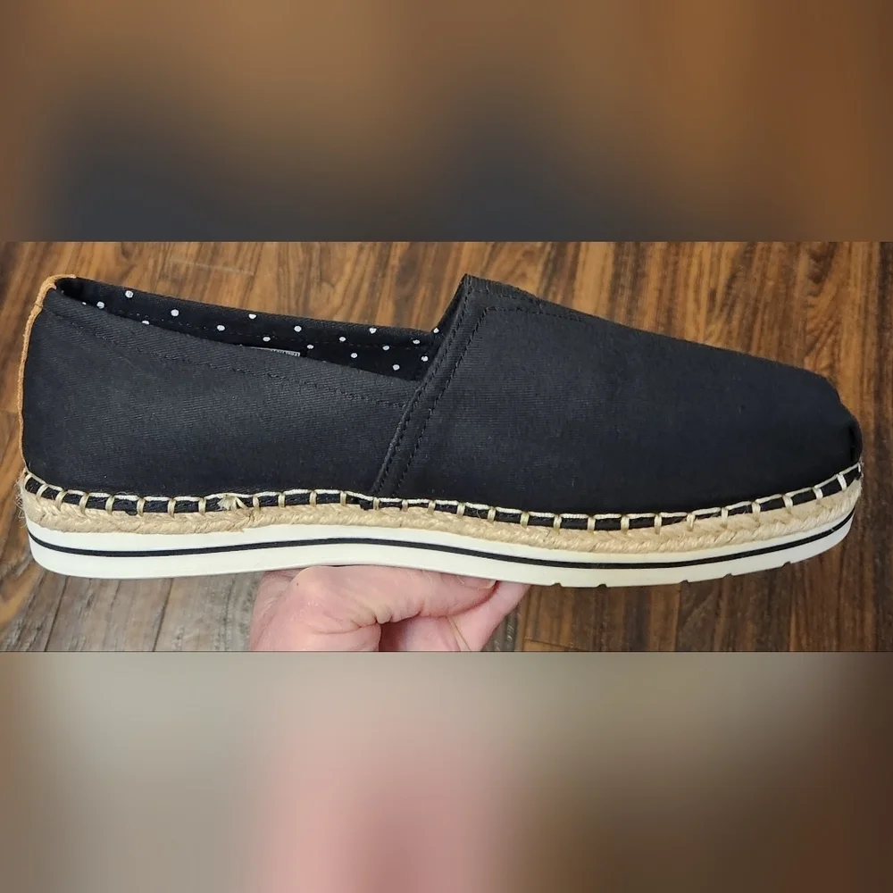 BOBS from Skechers nwob comfy